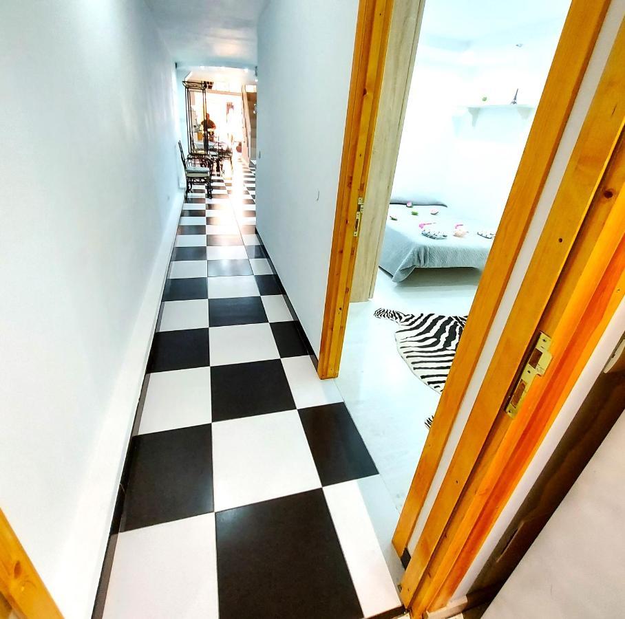 Elegant 3 Bedrooms, Wifi Free 아데제 외부 사진