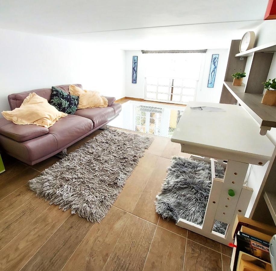 Elegant 3 Bedrooms, Wifi Free 아데제 외부 사진