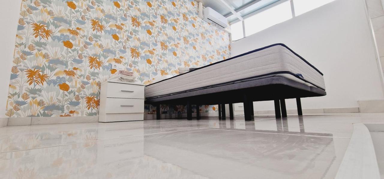 Elegant 3 Bedrooms, Wifi Free 아데제 외부 사진